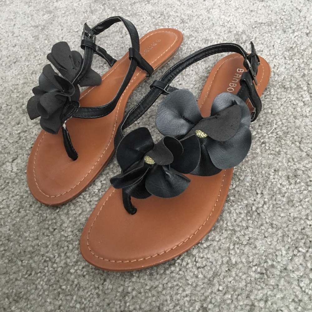 Black flower sandals